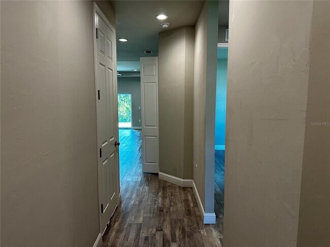 1123 Albany Ave in Lehigh Acres, FL - Building Photo - Building Photo