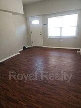 2332 Fox Wy in Pittsburgh, PA - Building Photo - Building Photo