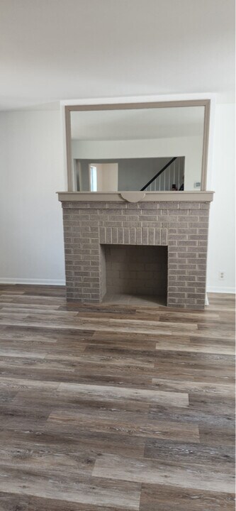 219 Greenside Ave in Canonsburg, PA - Building Photo