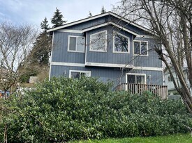 2202 Xenia St in Bellingham, WA - Building Photo