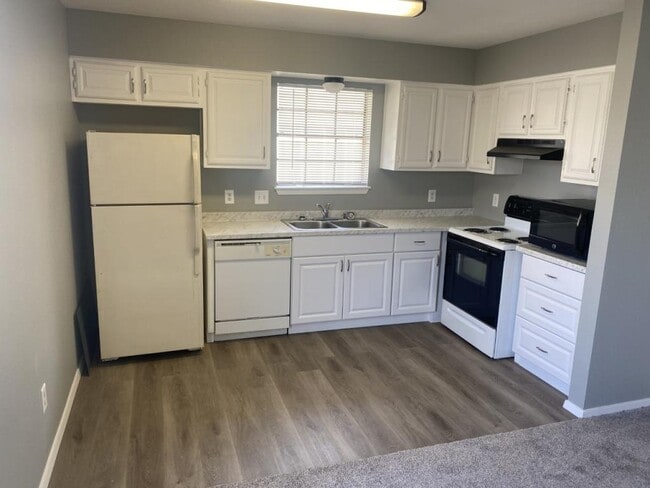 425 W Spruce Ave in Midland, TX - Building Photo - Building Photo