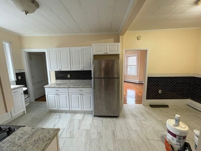 811 Washington St in Brookline, MA - Building Photo - Building Photo
