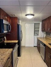 3928 SW 67th Way in Davie, FL - Building Photo - Building Photo