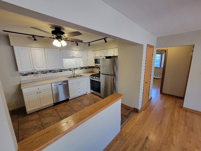 property at 707 Lake St