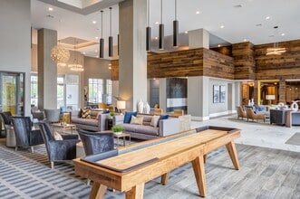 The Heights at Goose Creek Village in Ashburn, VA - Foto de edificio - Building Photo