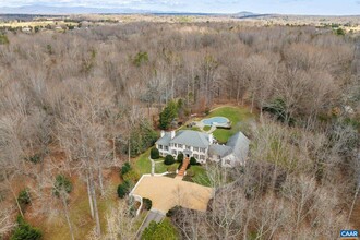 1125 Old Garth Rd in Charlottesville, VA - Building Photo - Building Photo