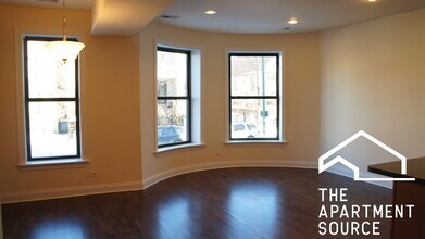 2840 N Albany Ave, Unit 2A in Chicago, IL - Building Photo - Building Photo