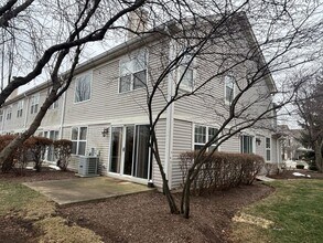 3029 Crystal Rock Rd in Naperville, IL - Building Photo - Building Photo