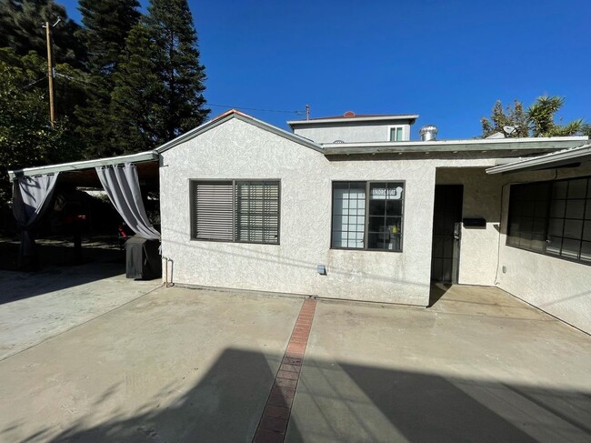 property at 1513 N Catalina St