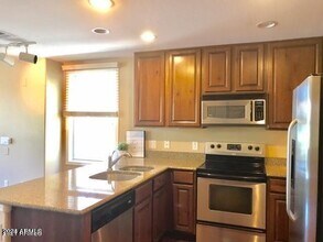 1303 S Sabino Dr in Gilbert, AZ - Building Photo - Building Photo