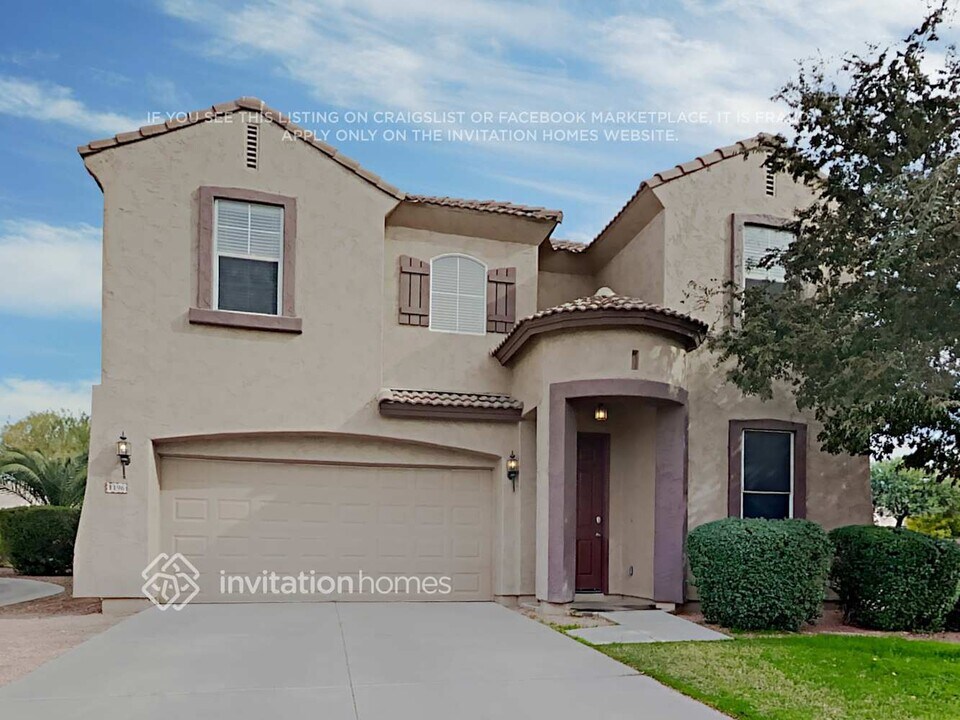 1196 E Altadonna St in San Tan Valley, AZ - Foto de edificio