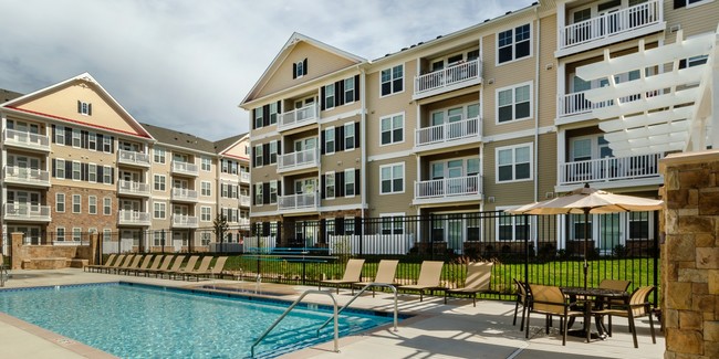 TGM Creekside Village in Glen Burnie, MD - Building Photo - Building Photo