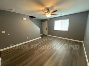 700-704 Fountain View Dr in Mascoutah, IL - Building Photo - Building Photo