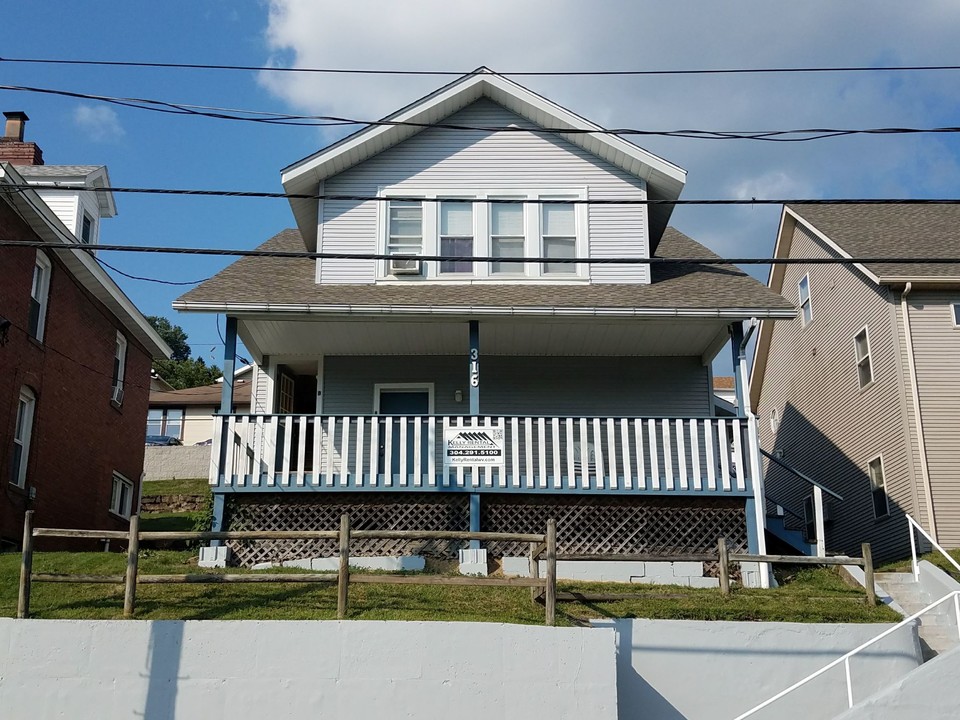 316 Grant Ave, Unit 316A in Morgantown, WV - Building Photo