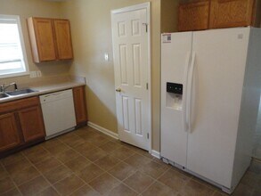 3700 Cashew Dr in Raleigh, NC - Foto de edificio - Building Photo