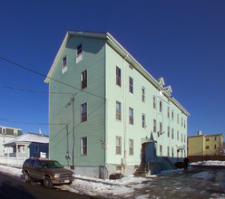 85 Davis St in Fall River, MA - Building Photo - Building Photo