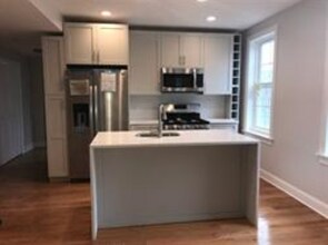 100 Webster St, Unit #2 in Boston, MA - Building Photo - Building Photo