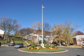 Bell Park Manor Terrace in Bellerose Manor, NY - Building Photo - Building Photo