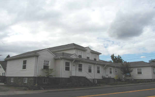 Courtyard Apartments in Vancouver, WA - Building Photo - Building Photo