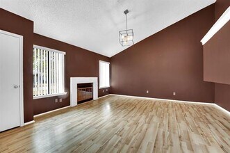 1105 Cloudcrest Ct in Arlington, TX - Building Photo - Building Photo