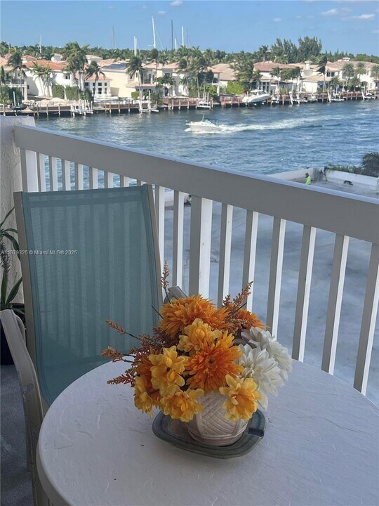 1500 S Ocean Dr in Hollywood, FL - Foto de edificio