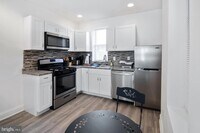 2535 N Gratz St photo'