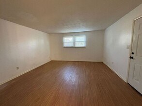 529 Brown Cir Dr in Osawatomie, KS - Building Photo - Building Photo