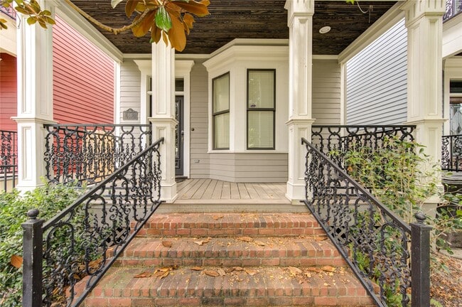 635 W 16th St in Houston, TX - Foto de edificio - Building Photo