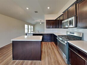 316 Saguaro Dr in Haslet, TX - Building Photo - Building Photo