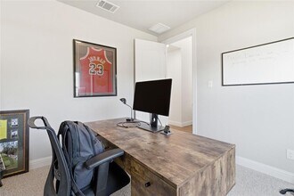 11320 Comano Dr in Austin, TX - Building Photo - Building Photo