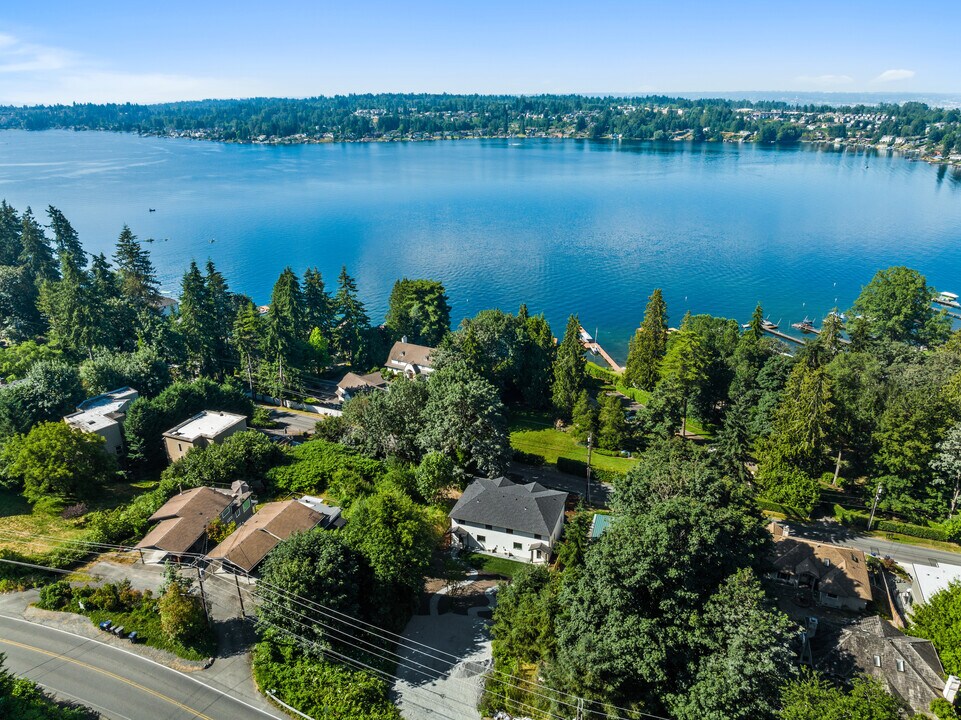 10711 Vernon Rd in Lake Stevens, WA - Building Photo