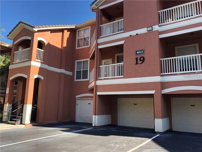 8813 Villa View Cir in Orlando, FL - Building Photo - Building Photo