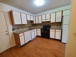63 Harry Ave in Sumter, SC - Building Photo - Building Photo