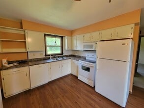 205 Sharon St in Darien, WI - Building Photo - Building Photo
