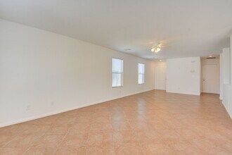 9507 Spruce Pine Ct in Las Vegas, NV - Building Photo - Building Photo