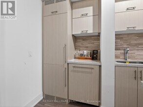 180 Enterprise Blvd in Markham, ON - Building Photo - Building Photo