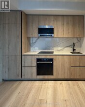 117 Broadway Ave in Toronto, ON - Building Photo - Building Photo