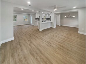 2642 49th Street N in St. Petersburg, FL - Building Photo - Building Photo