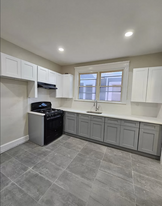 1053 Hunterdon St, Unit 1 Apartments