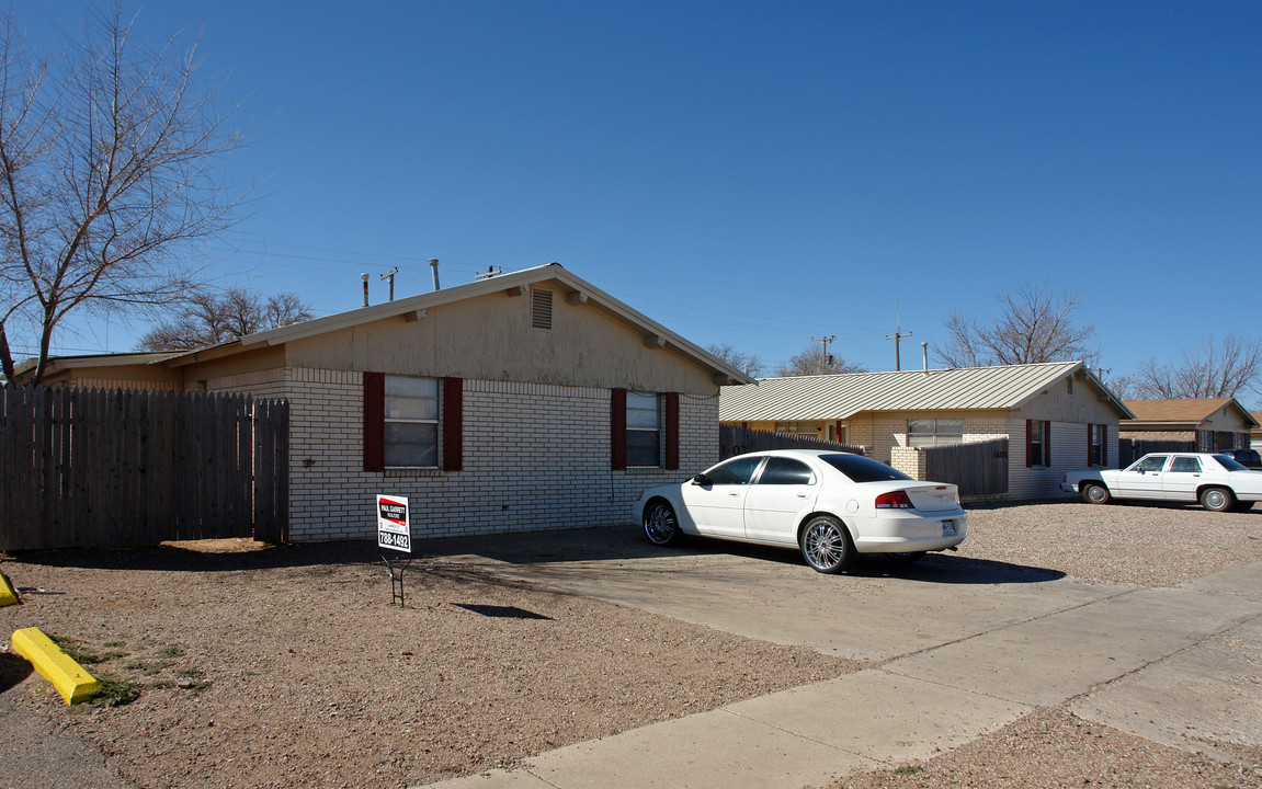 1603-1605 66th St in Lubbock, TX - Building Photo