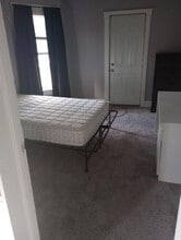 43 Margaret St, Unit 2R. in Binghamton, NY - Building Photo - Building Photo