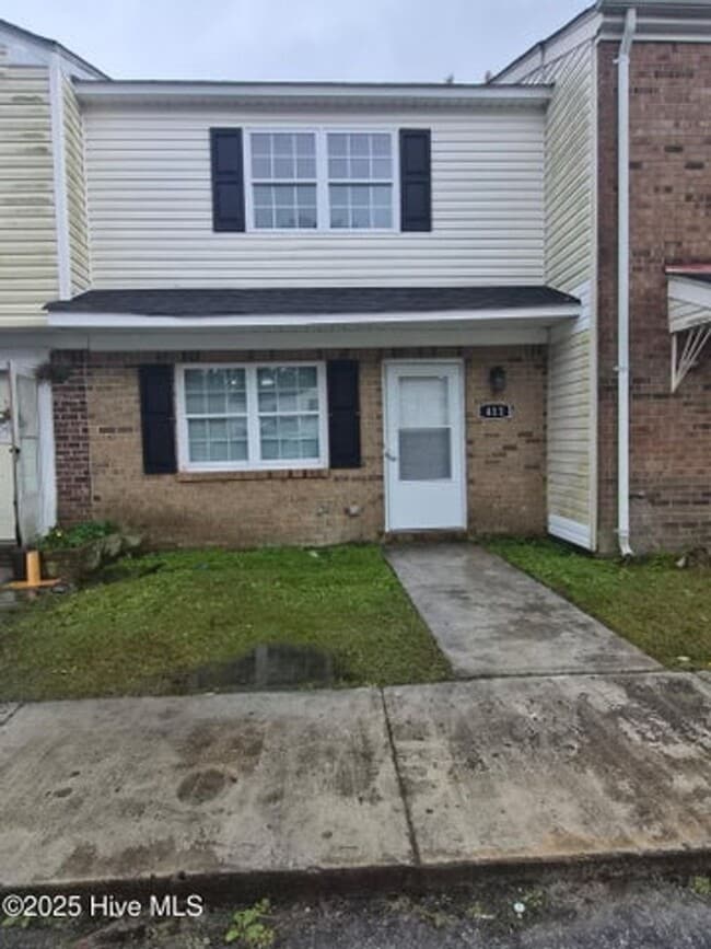 property at 411 Myrtlewood Cir