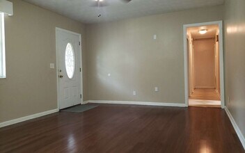 506 SW Tularosa Ln in Lake City, FL - Building Photo - Building Photo