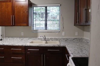 1356 Linda Ann Dr in Tallahassee, FL - Building Photo - Building Photo