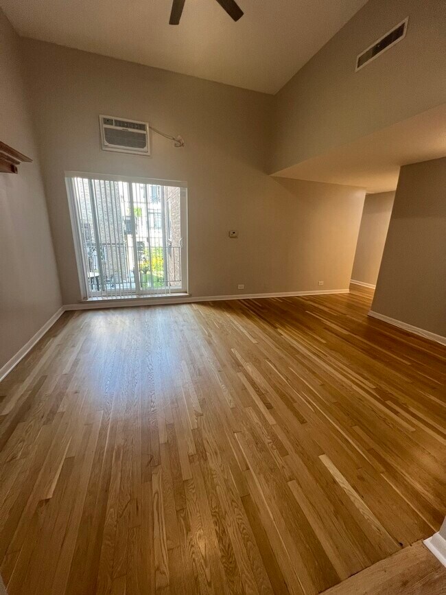 921 N La Salle Dr in Chicago, IL - Building Photo - Building Photo