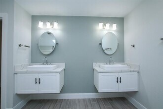 22 Tangle Brush Dr in Spring, TX - Building Photo - Building Photo