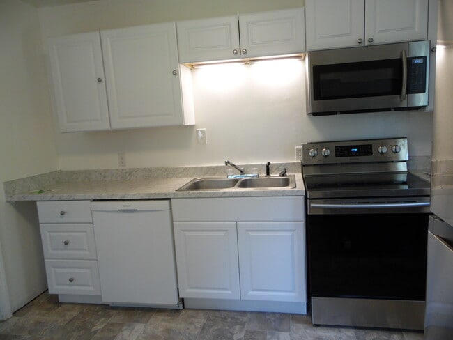 421 Orange St in Tuscaloosa, AL - Building Photo - Building Photo