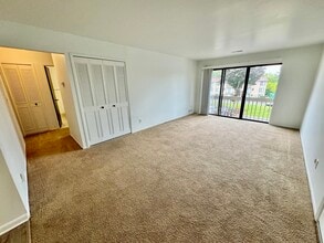 Ore Creek Apartments in Brighton, MI - Building Photo - Building Photo