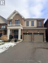 7969 Buckeye Cres in Niagara Falls, ON - Building Photo