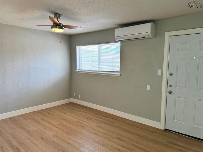 1710 10th St in Wichita Falls, TX - Building Photo - Building Photo